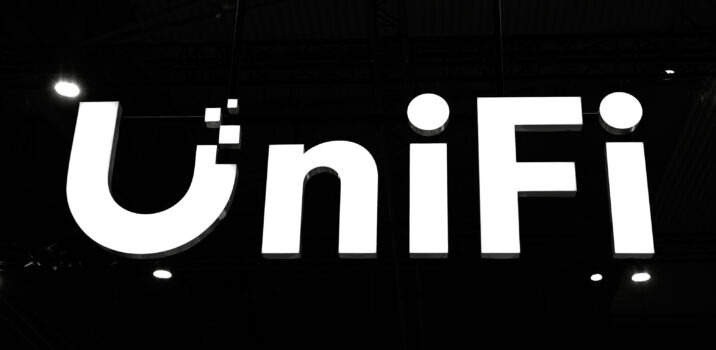 יוביקוטי תיקנה 21 פגיעויות קריטיות במוצרי UniFi, שלוש מהן בדירוג חומרה מרבי